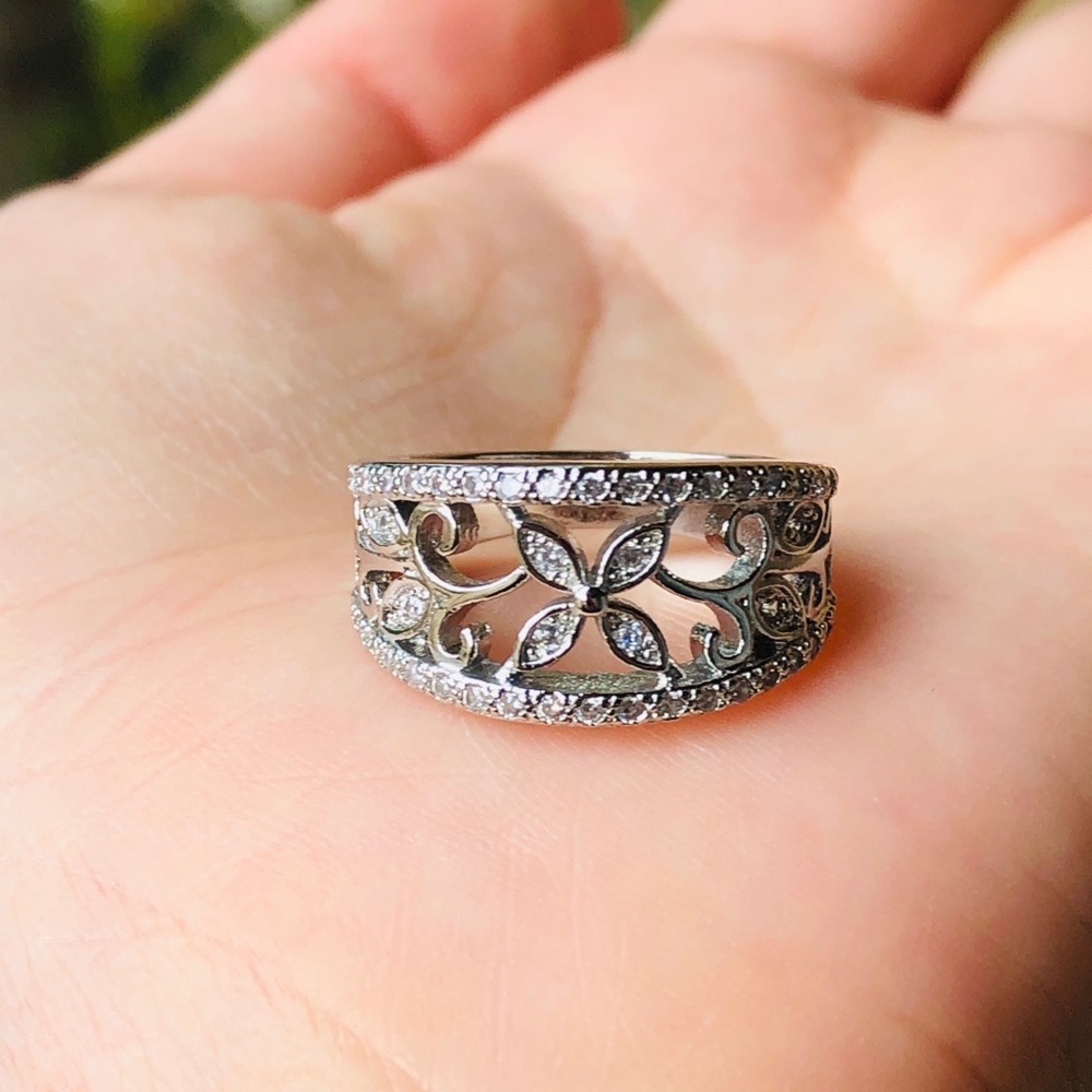NWOT 925 Silver white sapphire ring - Picture 7 of 8